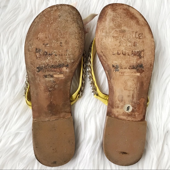 SOLD | Juicy Couture tan/yellow leather sandals - Picture 7 of 16